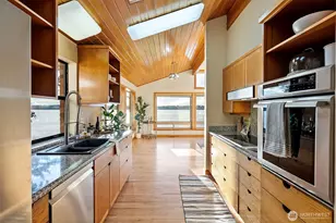 17510 88th St SW, Longbranch, WA 98351 - Photo 10