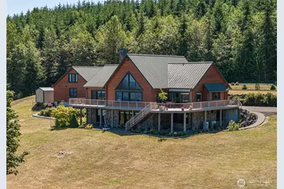 279 Ocean View Dr, Port Angeles, WA 98362 - Photo 2