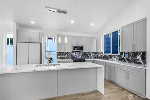 8610 42nd Ave S, Seattle, WA 98118 - Photo 2