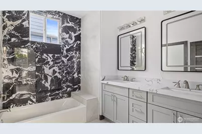 8612 42nd Avenue S #B, Seattle, WA 98118 - Photo 4