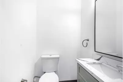 8612 42nd Avenue S #C, Seattle, WA 98118 - Photo 4