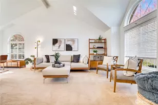 33 Lakewood Oaks Dr SW, Lakewood, WA 98499 - Photo 2