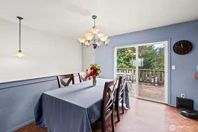 213 S Constitution Avenue, Bremerton, WA 98312 - Photo 12