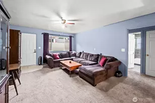 213 S Constitution Ave, Bremerton, WA 98312 - Photo 10