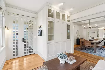 1119 19th Avenue E, Seattle, WA 98112 - Photo 14