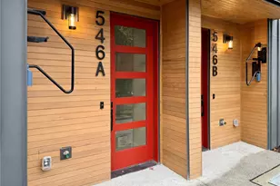 546 S Cloverdale St, Seattle, WA 98108 - Photo 6