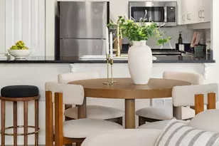 1504 Aurora Ave N, Seattle, WA 98109 - Photo 10