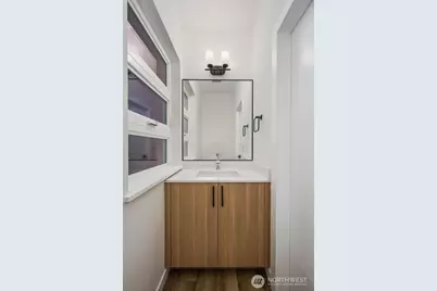 548 S Cloverdale Street #D, Seattle, WA 98108 - Photo 22