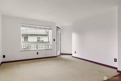 485 SW Bayshore Drive #B202, Oak Harbor, WA 98277 - Photo 4