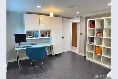 12442 NE 6th Place, Bellevue, WA 98005 - Photo 18