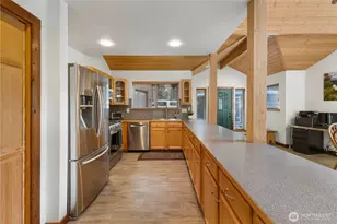 62307 Meadow Way E, Greenwater, WA 98022 - Photo 12