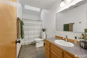 62307 Meadow Way E, Greenwater, WA 98022 - Photo 18