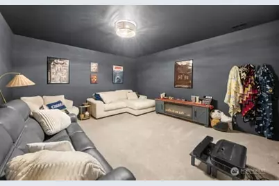 10218 45th Street E, Edgewood, WA 98372 - Photo 14