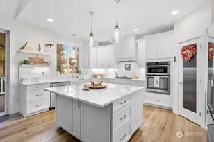 10218 45th St E, Edgewood, WA 98372 - Photo 8