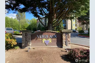 15700 116th Ave NE #204, Bothell, WA 98011 - Photo 1