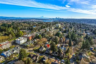 215 N 58th St, Seattle, WA 98103 - Photo 32