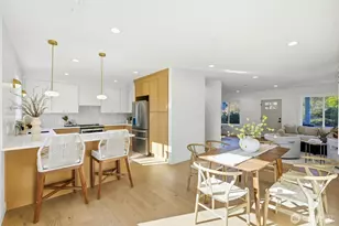 215 N 58th St, Seattle, WA 98103 - Photo 8