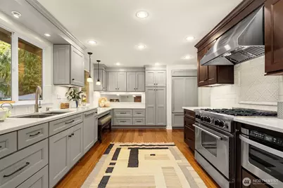 3410 NE 202nd Street, Lake Forest Park, WA 98155 - Photo 12