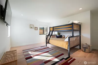 11062 Auburn Avenue S, Seattle, WA 98178 - Photo 16