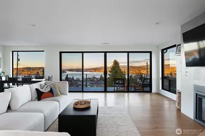 11062 Auburn Avenue S, Seattle, WA 98178 - Photo 4