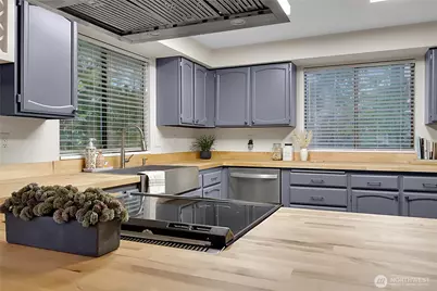 160 E Lakeland Way, Allyn, WA 98524 - Photo 10