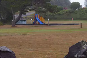 710 S Hancock St, Westport, WA 98595 - Photo 36