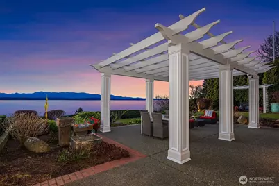 2629 46th Avenue W, Seattle, WA 98199 - Photo 6