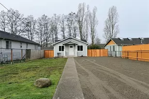 3716 S Gunnison St, Tacoma, WA 98409 - Photo 2