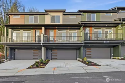 13210 NE 127th Way #B, Kirkland, WA 98034 - Photo 1