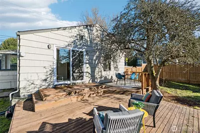 9059 3rd Avenue NW, Seattle, WA 98117 - Photo 1