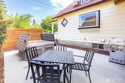 1112 Commercial Street, Leavenworth, WA 98826 - Photo 12