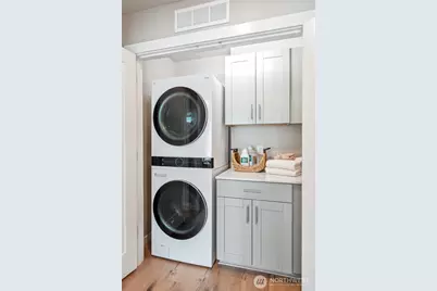 1322 194th Street SE #B1, Bothell, WA 98012 - Photo 16