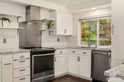 18945 NE 20th Court, Redmond, WA 98052 - Photo 10