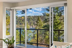 18945 NE 20th Ct, Redmond, WA 98052 - Photo 6