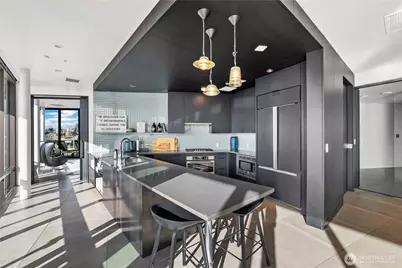 590 1st Avenue S #1005, Seattle, WA 98104 - Photo 18