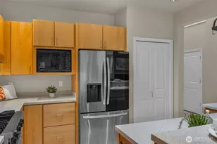 4222 40th Ave NE, Tacoma, WA 98422 - Photo 8