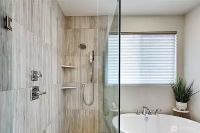 17915 Sunrise Ridge Avenue NE, Poulsbo, WA 98370 - Photo 18