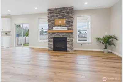 9401 355th Street S, Roy, WA 98558 - Photo 8