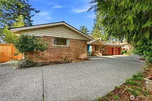 19412 68th Ave W, Lynnwood, WA 98036 - Photo 2