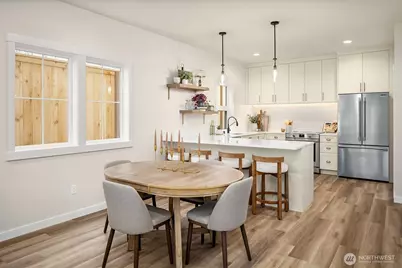 5028 35th Avenue NE, Seattle, WA 98105 - Photo 6