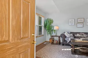 2300 Earl Ct, Mount Vernon, WA 98273 - Photo 4