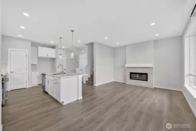 13205 NE 127th Way #D, Kirkland, WA 98034 - Photo 12