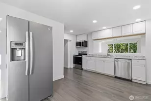 815 S 96th St, Tacoma, WA 98444 - Photo 10