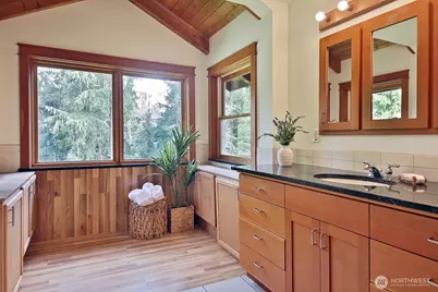 2970 Smugglers Cove Road, Greenbank, WA 98253 - Photo 20