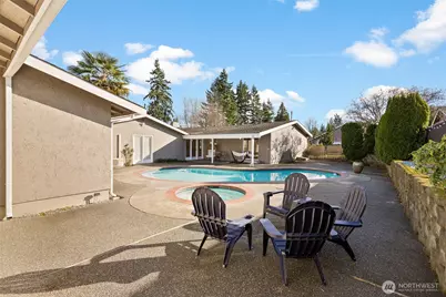 24228 47th Avenue SE, Woodinville, WA 98072 - Photo 30