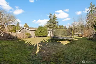 24228 47th Ave SE, Woodinville, WA 98072 - Photo 32