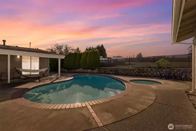 24228 47th Avenue SE, Woodinville, WA 98072 - Photo 28