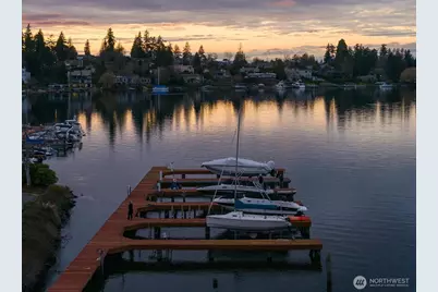 4437 Lake Washington Boulevard NE #302, Kirkland, WA 98033 - Photo 36