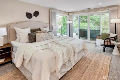 4437 Lake Washington Boulevard NE #302, Kirkland, WA 98033 - Photo 14