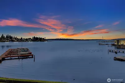 4437 Lake Washington Boulevard NE #302, Kirkland, WA 98033 - Photo 34